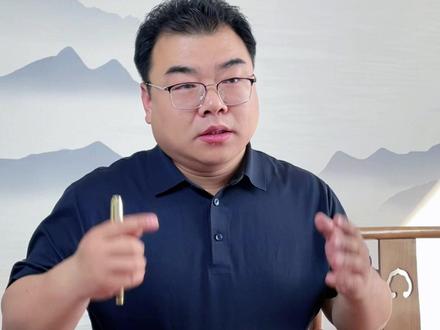 电动车闯红灯撞我,为啥我还要赔钱?这5条铁律救你钱袋子 #闯红灯 #交通事故责任判定 #全责 #交通事故私了 @抖音创作灵感 @巨量本地推 @DOU+上热门 @抖音小助手
