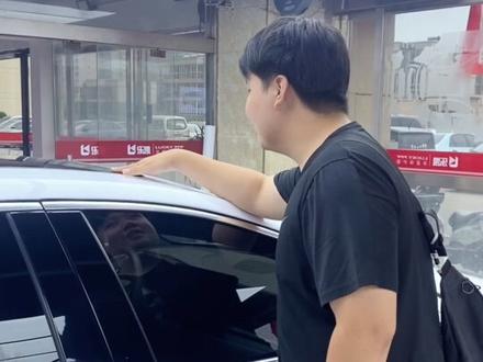 我来给你解释解释 为什么你的天窗会炸裂!!!!#汽车贴膜 #高隔热太阳膜 #专业贴膜 #同城发现 #隐形车衣