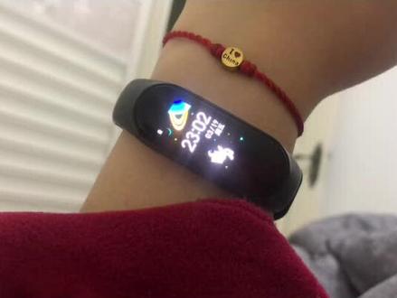 苹果可以用小米手环吗 13f0c0cfb7d2002b99ad3fe70ab522ce~tplv-dy-resize-origshort-autoq-75:330.jpeg?x-expires=2002669200&x-signature=MioCMtYxmXpcsZUJ4ndd2q3x1us%3D&from=3213915784&s=PackSourceEnum_AWEME_DETAIL&se=false&sc=cover&biz_tag=pcweb_cover&l=20230621091625ECBFC1188ACBDA440872