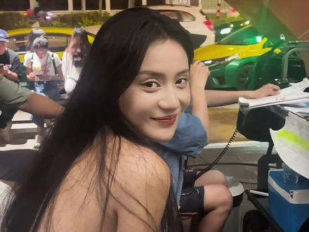 背影认识嘛🤭再来回忆一些片段吧~#52 #吾滴岸 未完待续.❤️