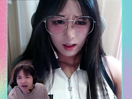 Cxy看康康发新歌欣赏,竟然被康神叫成野狗 #cxy日常 #无畏契约 #康康 #这谁受得了 #zmjjkk