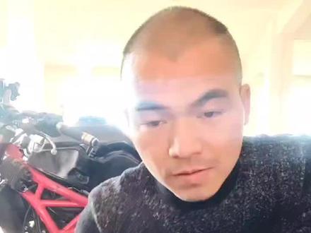 老铁大家好 今天跟大家分享一下黄龙600曲轴正时 凸轮轴正时点怎么找 希望大家喜欢