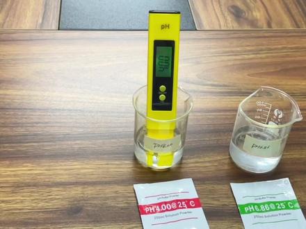 PH计如何重新校准?以下详细方法帮助你~(视频中的液体是配比好分装出,以便观察哦)#PH计 #好物推荐🔥 ##知识分享 #好东西一起分享 #干货分享 #检测仪器设备 #水质检测 #水质检测笔