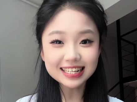 北大通知书开箱|潺潺流水终于穿过了群山一座座 💕那些我们一直充满好奇的未来
一定都是明亮的
#研究生录取通知书 #北大录取通知书 #北京大学录取通知书 #喜提录取通知书 #毕业