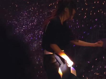 好久不见夏宇姐姐 回来上班啦☔️ #薛之谦万兽之王巡回演唱会
#夏宇
@_下大雨_