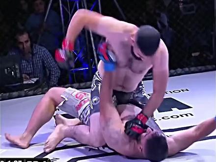 MMA综合格斗,永远不要模仿康纳麦格雷戈!#MMA #mma综合格斗 #综合格斗 #格斗 #拳击比赛