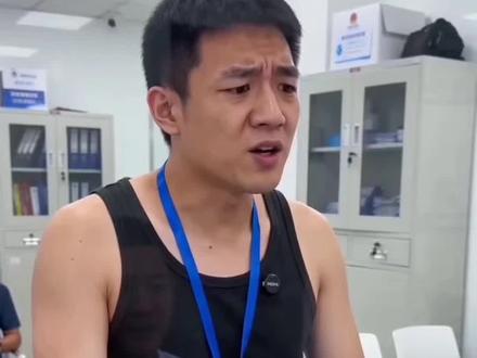 第2集:取我自己的钱怎么这么难呢?超级搞笑短剧,热门百姓生活写照,开心每一天。#看一遍笑一遍 #真实事件#银行 #取款@DOU+小助手