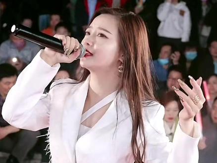 #金美希 #户外直播 #户外直播唱歌 #直播间搭建 #直播设备 #户外唱歌 #相机直播 #直播间搭建调试 #音乐直播 #音乐直播间 #直播间设计 #直播间设计搭建 #立新湖公园 #聚合路由器 #发电机 #高清直播间搭建