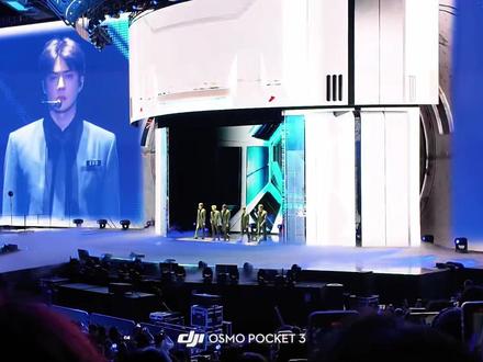 吴世勋只要一露额头就有无数人为他尖叫#吴世勋#exo回归 #exofm