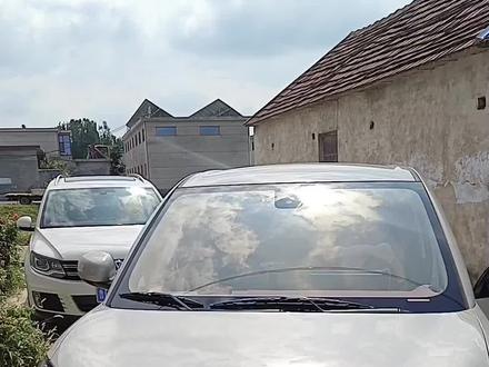 不太喜欢这个颜色,想要改造一下
有什么建议呢#女生的车 #五菱缤果 #五菱缤果改色 #汽车