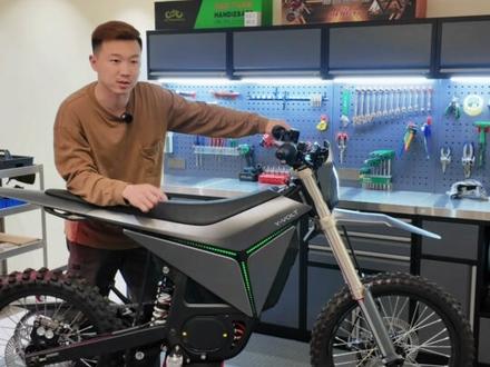 电动越野国产天花板易伟特,峰值功率35KW,轮上扭矩948Nm,新一代扭矩大师#79bike #易伟特 #电动越野摩托 #闽动力俱乐部 #扭矩大师