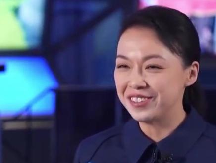 黎家盈75岁父母来北京探望她,丈夫放弃香港事业,家人付出有多 黎家盈75岁父母来北京探望她,丈夫放弃香港事业,家人付出有多大