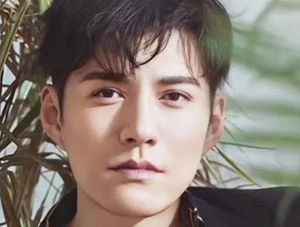 好久没修黄金比例脸了 有点生疏在里面#严屹宽 #黄金比例脸 #p图 #p图教程