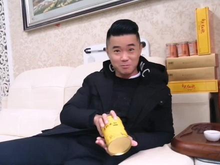 女儿问我,如果打战,我敢上战场吗?我说敢,女儿问我怕吗,作为父亲我怕,可作为退伍军人,我不可能怕,而且还有点兴奋#若有战召必回 #退伍不褪色