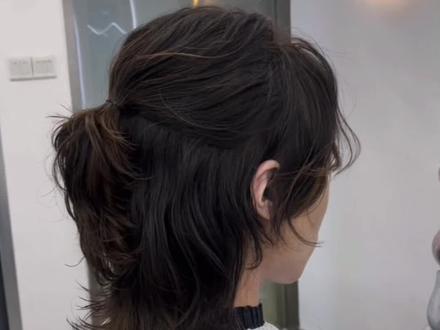 男生长发鲻鱼头
#鲻鱼头 #长发男 #男生长发 #创作灵感 #半扎鲻鱼头