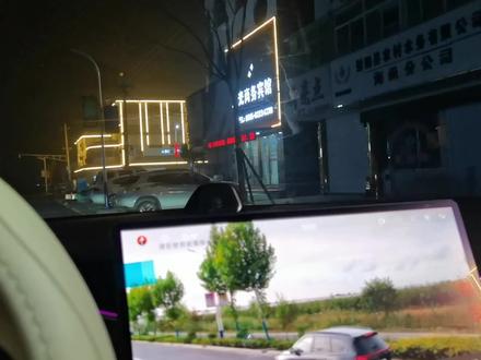 问界M7智驾版真的有这个功能吗?我的智障版没有!有智驾版车主出来澄清一下吗?真的好奇#问界新m7 #用车知识 #汽车隐藏功能 #遥遥领先 #我要上热门🔥