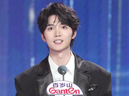 #2026微短剧年度品质盛典 #王培延 恭喜@王培延baby🐲 获得品质风尚演员,新的一年我们继续努力吧#我的神仙爱豆