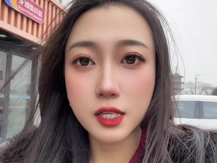 听芜湖人说最近我们本土很火的杨大牛口头禅#安徽芜湖 #三妹 #杨大牛 #不讲不讲 #方言