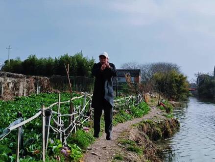 谁来帮我一起把屏幕踩下去,保姆机教程#剪辑教程 #把屏幕踩下去 #短视频运营 #实体店引流#个人IP