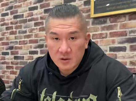 請大家多多關照@館長 #館切1號 #智慧馆长1号