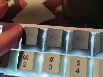 凯华box白轴。声音测试和对比。总的来说,追求的是一个性价比吧。