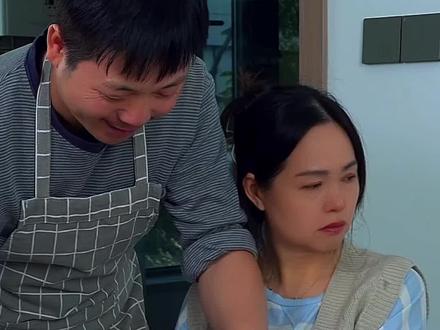 人无论多大都有孩子气,一岁有一岁的味道,一站有一站的风景#专治不开心 #夫妻日常 #生活用纸