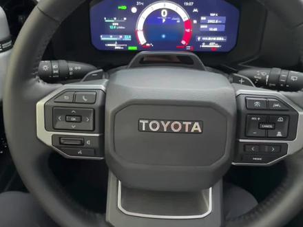 新款普拉多方向盘上有哪些功能?#汽车知识 #丰田普拉多 #lc250 #带你懂车 #你学废了吗