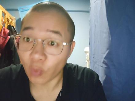 华为充电器不能给苹果15充电,你们凭什么怪华为? #即兴评述 #华为手机 #华为充电器 #苹果手机 #抖音数码