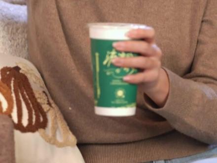 十一年前是支付,今年是AI? 都要给我发红包,都要请我喝奶茶,都要让我抽奔驰,今年的AI大厂怎么这么拼?
#红包 #AI #人工智能 #豆包 #过年