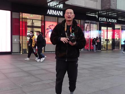 杭州银泰,in77, 模仿街拍,像不像? #夏纪vlog #摄影 #街拍美女