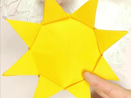 酷似太阳花的UFO飞盘,超级好玩,你保证没玩过 #折纸教程 #抖音折纸 #手工 #纸飞机