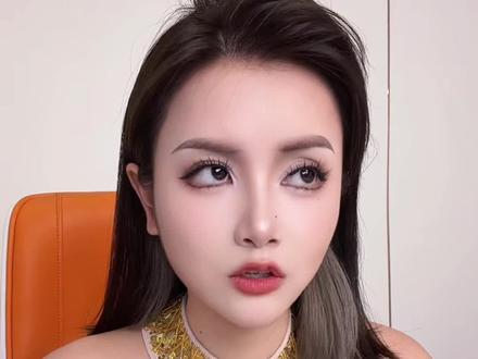 “碳水脸”就是病态审美 烟火气才是活人最美的样子,拒绝被网红新词定义人生。#碳水脸 #主食吃多会变碳水脸系谣言 #女性智慧 #医美 #审美