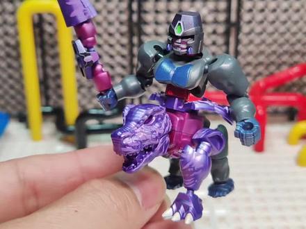 霸王龙还是馋猩猩将军的身子,这次是霸王龙胜利了!布鲁可变形金刚星辰版第六弹组合玩法#布鲁可积木人#布鲁可变形金刚#变形金刚#大人也要玩玩具 #变形金刚星辰版霸王龙