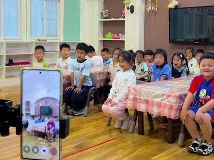 幼师的豆包是这样用的,你们的豆包是怎么样用的呢?#豆包。#上热搜幼儿园