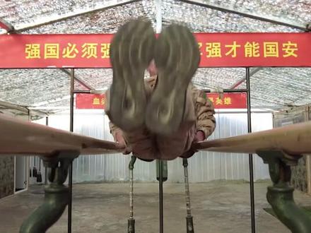 微电影《逐梦》,带你感受边疆兵哥哥的成长蜕变。(王新越、李文求、李昊原、岳靓、韩广平、高家鑫、刘渤)#逐梦 #2023大展宏兔 #破解成蝶