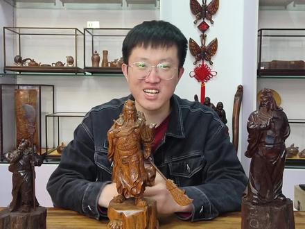 关公像该如何摆放?立刀和横刀哪个是招财哪个是保家? #紫檀 #文玩 #关公