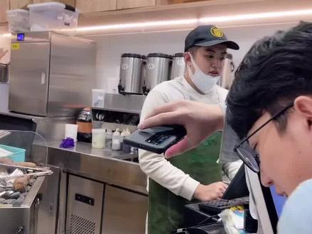 厦门快乐番薯4.9💰,小鱼的粉丝才有的价格冲冲冲!#抖音心动餐厅 #快乐番薯不是快乐地瓜#厦门美食#小鱼带你探店 @DOU+小助手