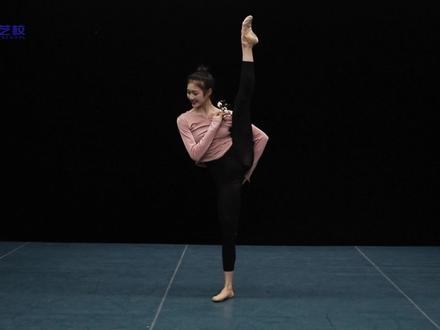 湖南舞蹈联考基本功、剧目双九十一分,看九美学子肖思羽是如何备战联考!#九美艺校 #2023届艺考生 #湖南舞蹈联考