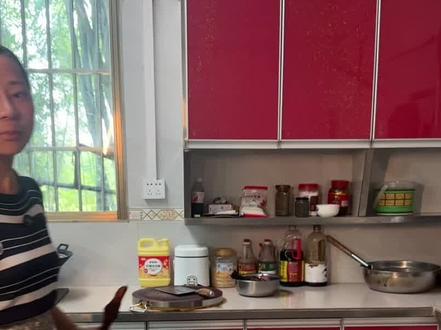 板鸭的做法很简单,喜欢的朋友们直接去拍哟。