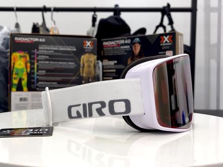 这是什么神仙雪镜??GIRO24款蔡司雪镜 进口的蔡司 美国的品牌 国产的价格!!#滑雪服 #滑雪镜 #滑雪 #单板滑雪