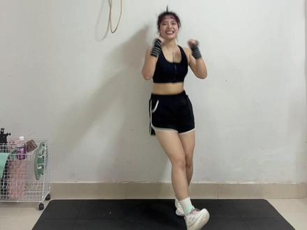 每天坚持6-8组燃烧卡路里🔥快一起来吧!#暴汗燃脂瘦全身 #一起减肥打卡 #减肥 #减肥日常vlog #瘦全身