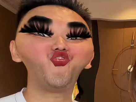 家卫导演一生都在寻找的两位演员 #特效打喷嚏