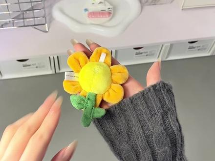 比奇堡发现不明变形物体!拆拆海绵宝宝新品 比奇堡居民系列又更新了!
是比奇堡里有什么毛绒贴贴盲袋
就是这样萌!
#海绵宝宝 #盲盒 #盲盒开箱 #比奇堡居民 #海绵宝宝盲盒