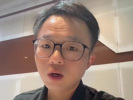 我今天被何杰感动了#何杰马拉松 #全运会