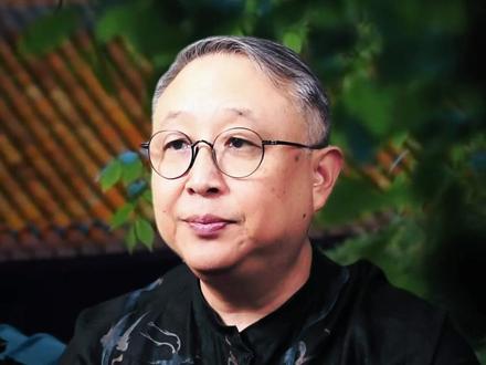全网骂她窝里横,可你真的读懂她了吗? 她把最糟糕的一面给了最爱的人,全网骂她#窝里横。可你看懂了么?#易秦娥 从小缺爱,只在刘红兵面前敢做回小孩——不讲道理、肆意任性,是在反复确认:你会不会离开我?人永远只敢在绝对安全的关系里暴露软肋。#主角 #人性真相 #情感