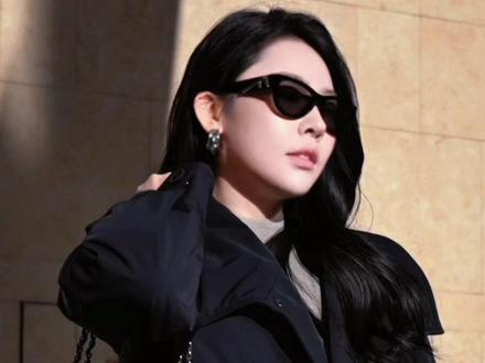 只有强者才配进入我的衣柜!#高智感穿搭 #通勤穿搭#大牌来了#艾莱依时装羽绒服