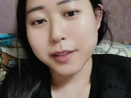 反正我周围的亲戚朋友都不用这个词形容美女,你们呢