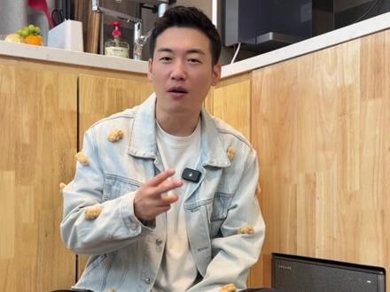 这真是我今年见到的扫拖机器人里,设计最独特的一个了!#追觅空间大师Master #超薄基站 #好物畅买不打烊