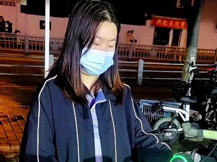 Q系列的天花板Q90。4825锂电质保三年。高颜值,细腻的做工,深受广大女性朋友的喜爱。一道美丽的风景线。#九号真智能 #智能电动车品牌推荐 #让骑行成为一种生活 #关注我圆你机车梦 #女士电动车