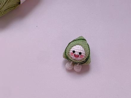 萌萌哒可爱小粽子教程来啦…… 加了脚脚更加生动可爱啦@雪妃尔毛线 2号线/02、40
#钩织图解 #钩织小物件 #包包挂件 #粽子钩织教程 #玩偶钩织教程